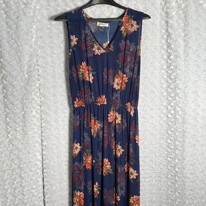 V Neck sleeveless floral maxi NWOT